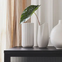 Vase contemporain en céramique H21cm - blanc