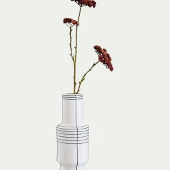 Vase contemporain en céramique à rayures H35cm - blanc