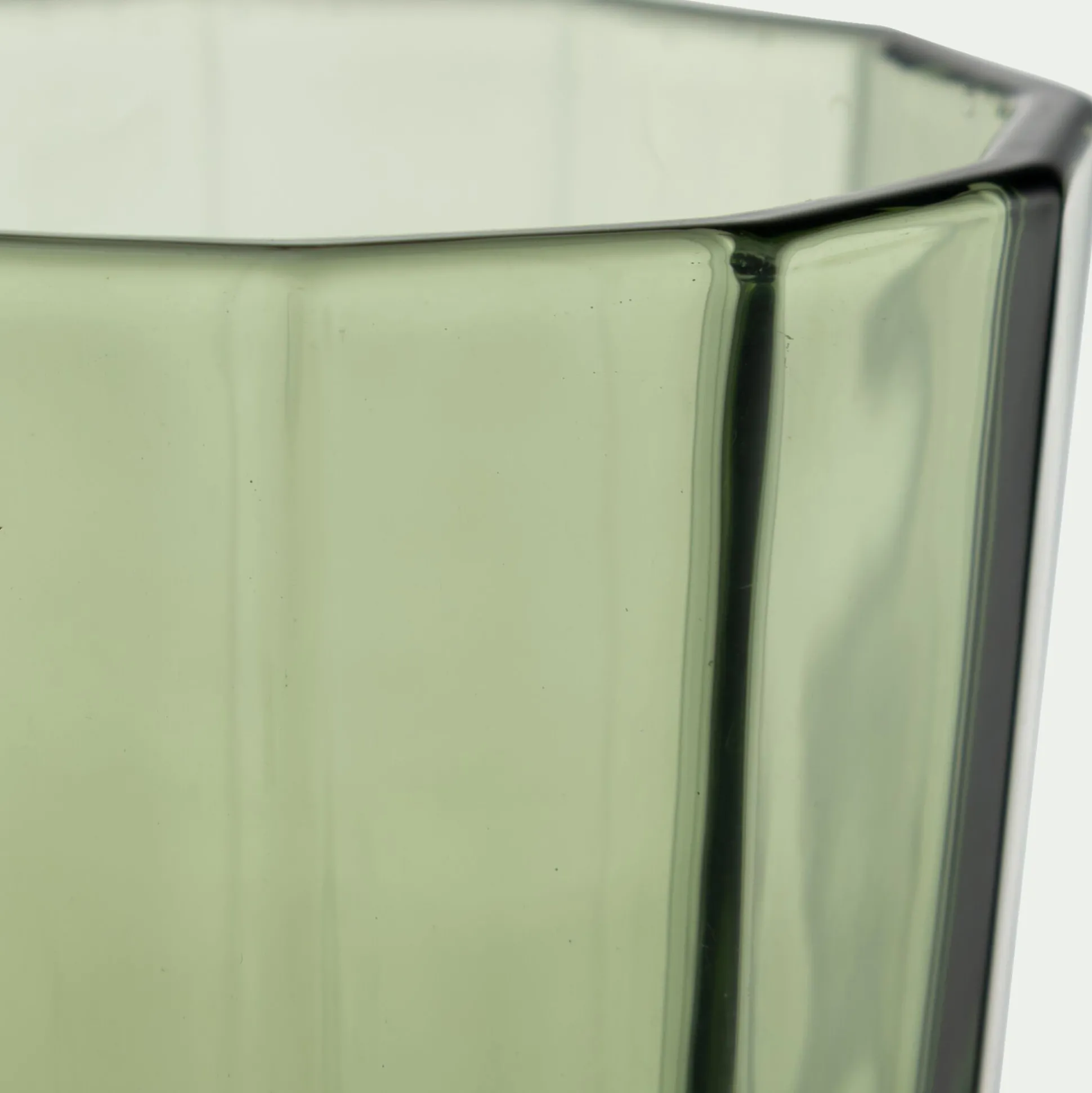 Verre à pied en verre 25cl - vert