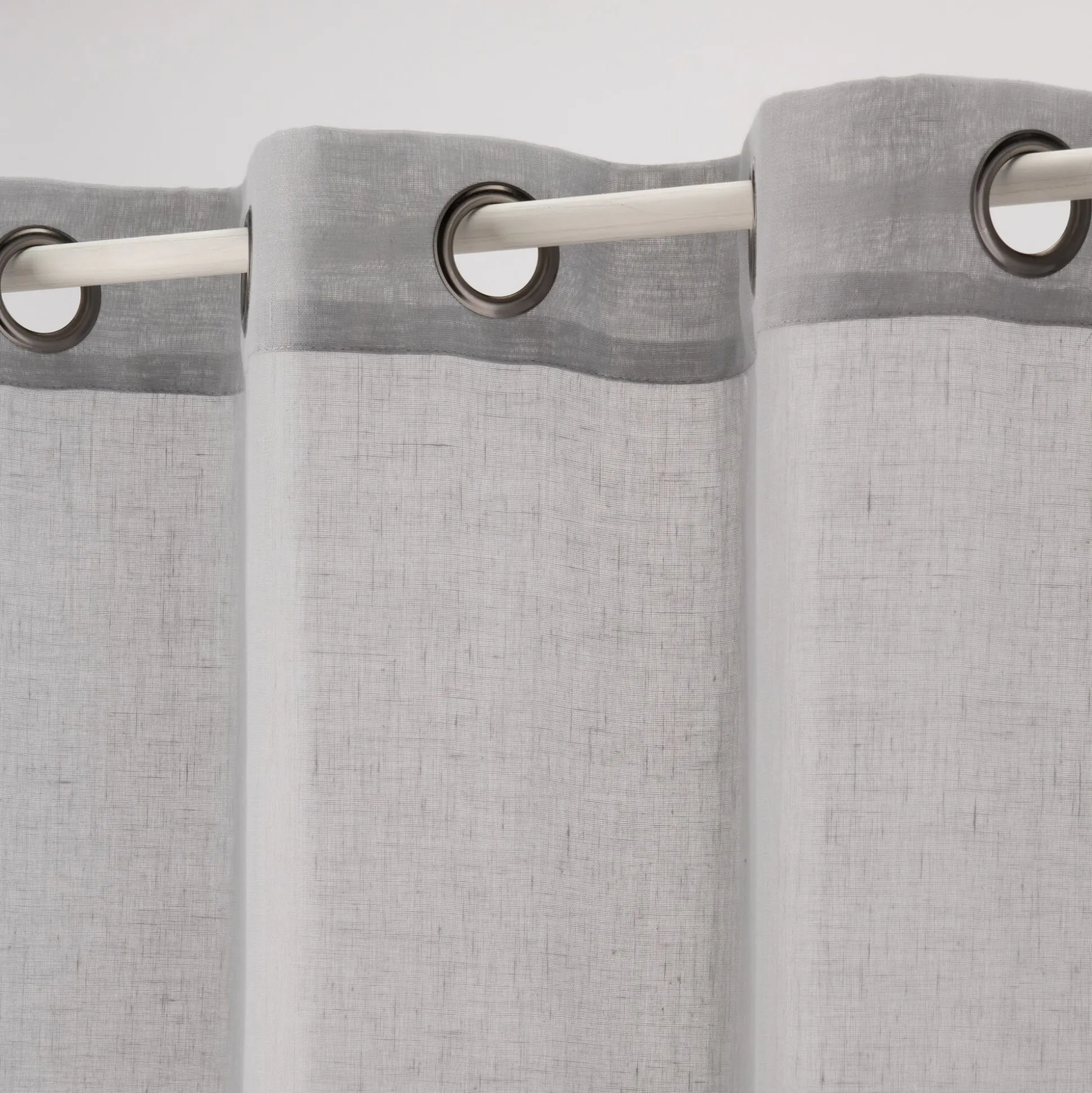 Voilage à œillets en polyester 135x250cm - gris borie